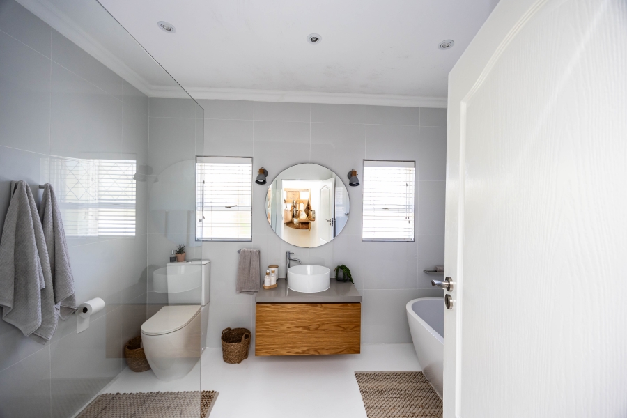 4 Bedroom Property for Sale in Nahoon Eastern Cape